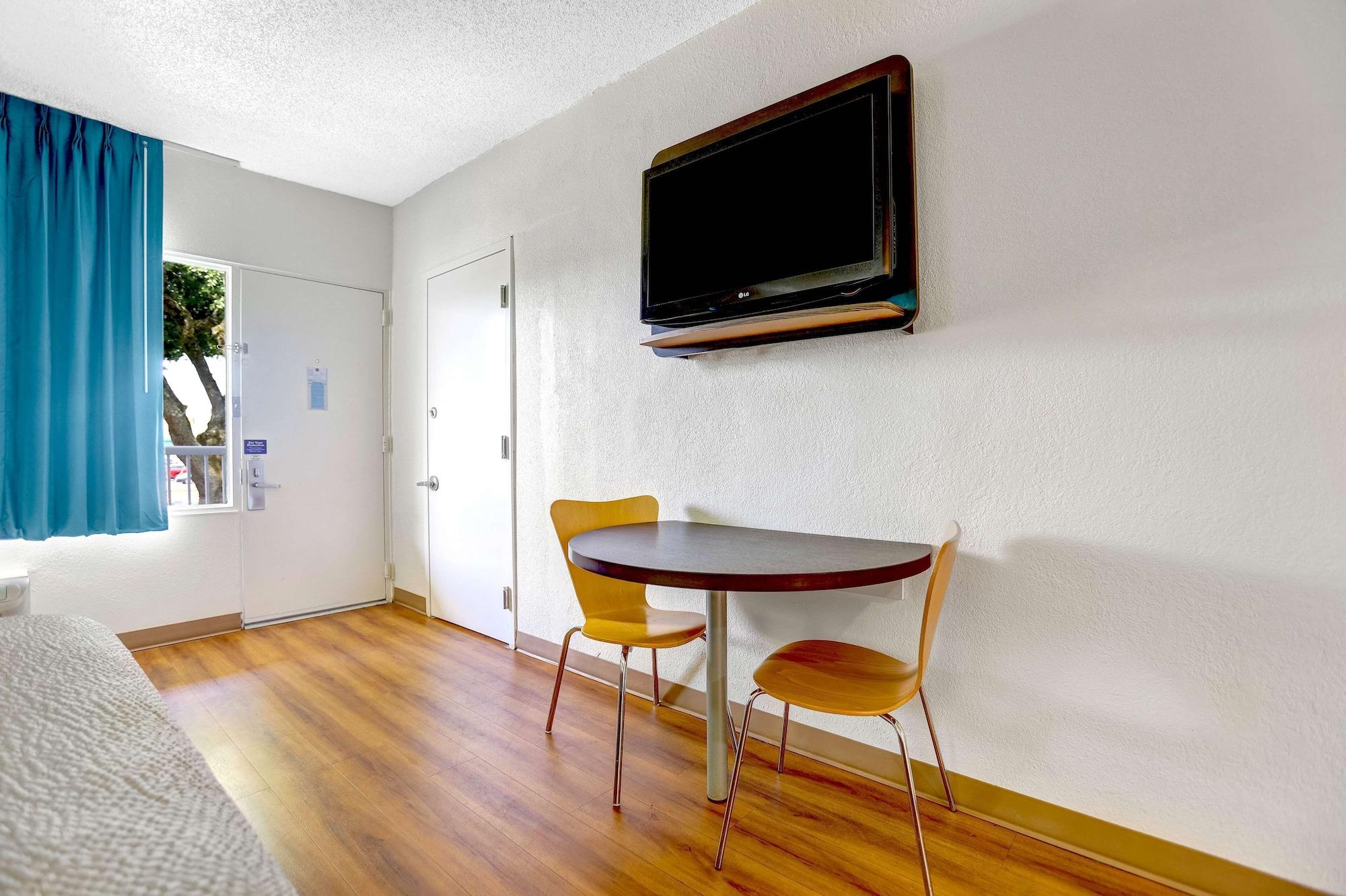 Motel 6-Jacksonville, Nc Экстерьер фото