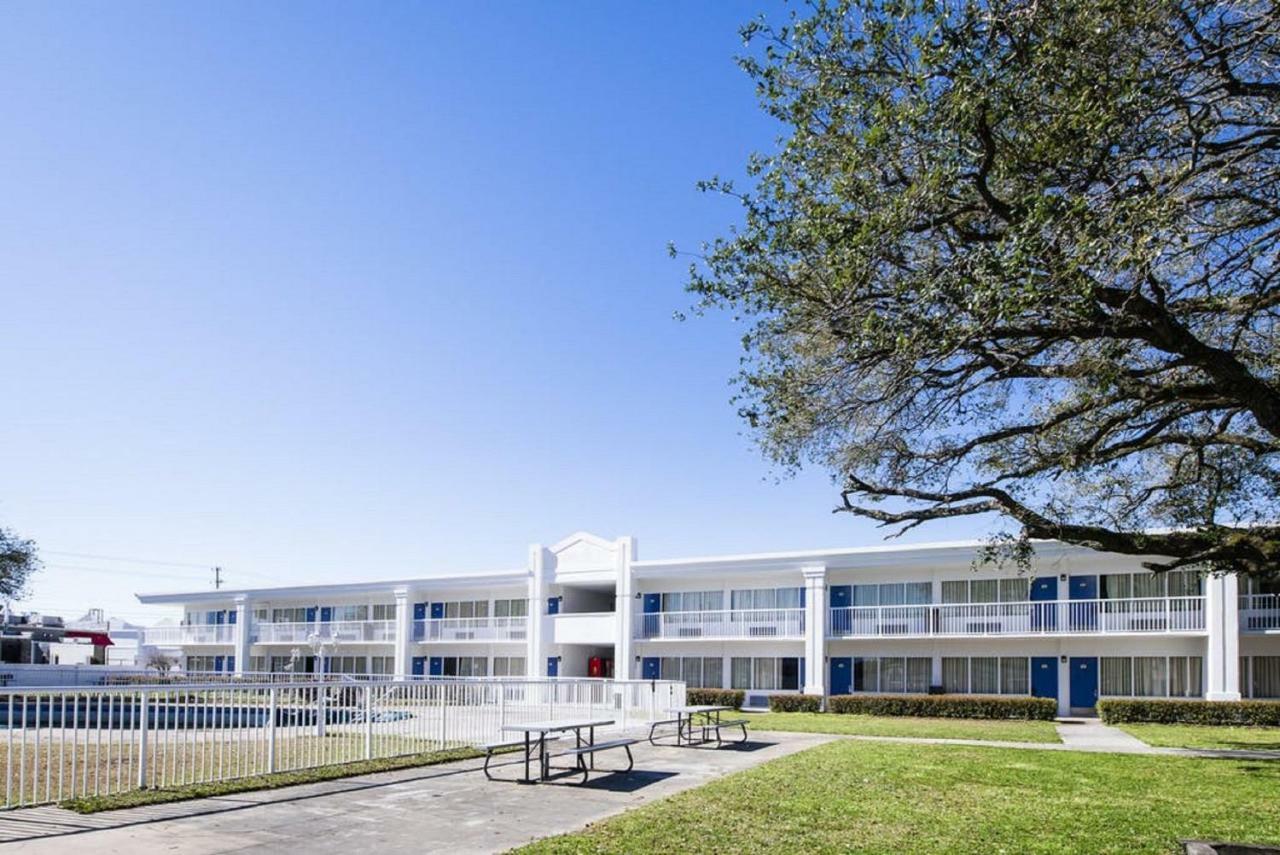 Motel 6-Jacksonville, Nc Экстерьер фото